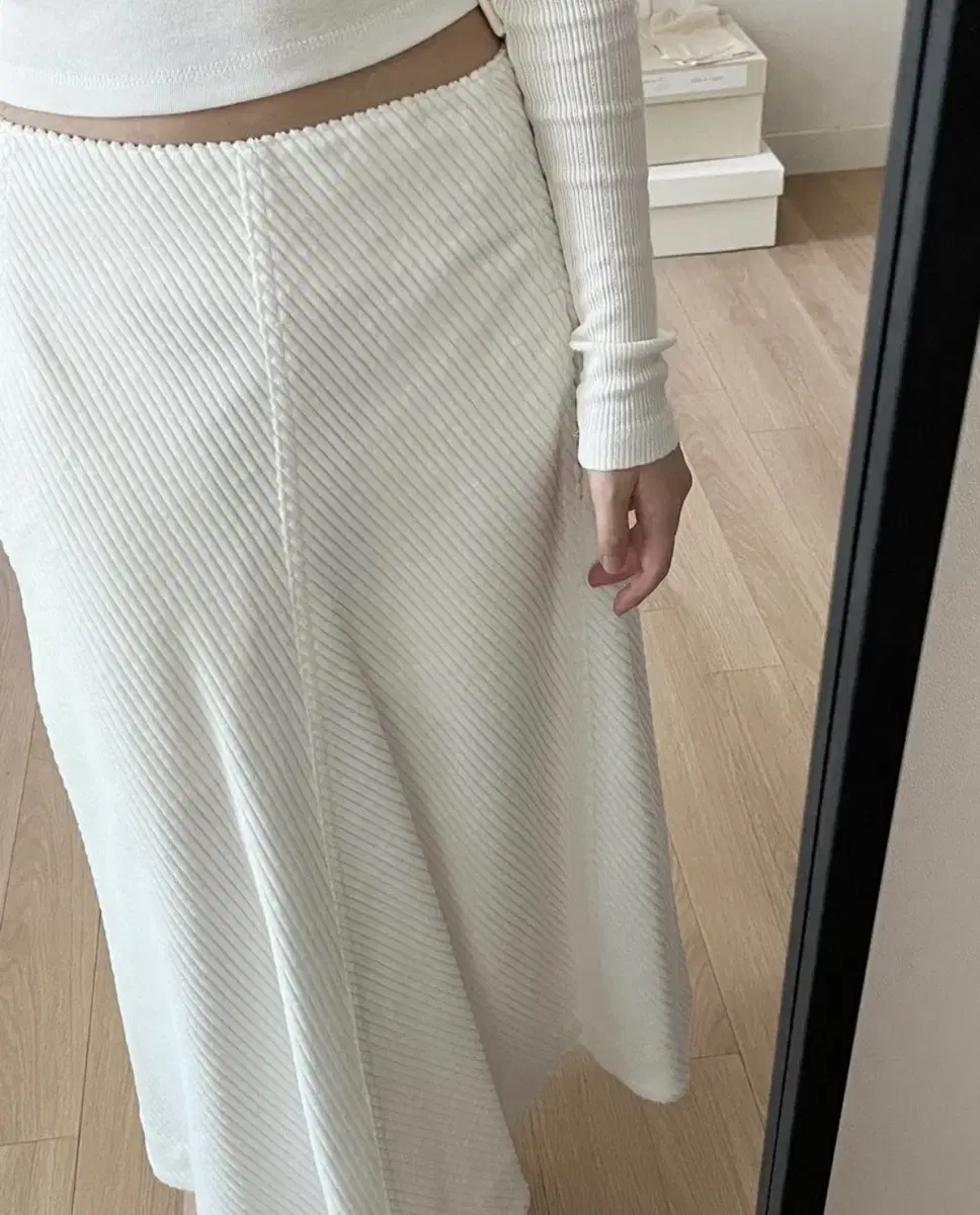 le17septembre CORDUROY SKIRT WHITE