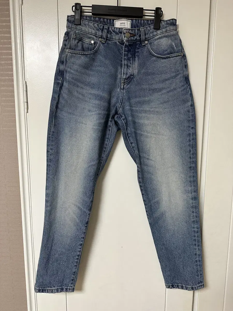 AMI AMI Teardrop Jeans (Washed Jeans) 29 inches