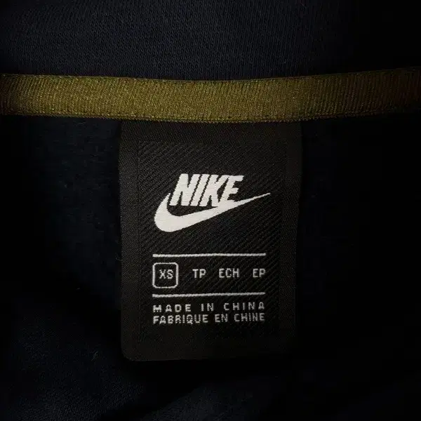 나이키 NIKE 크롭 후드티 네이비 2300018