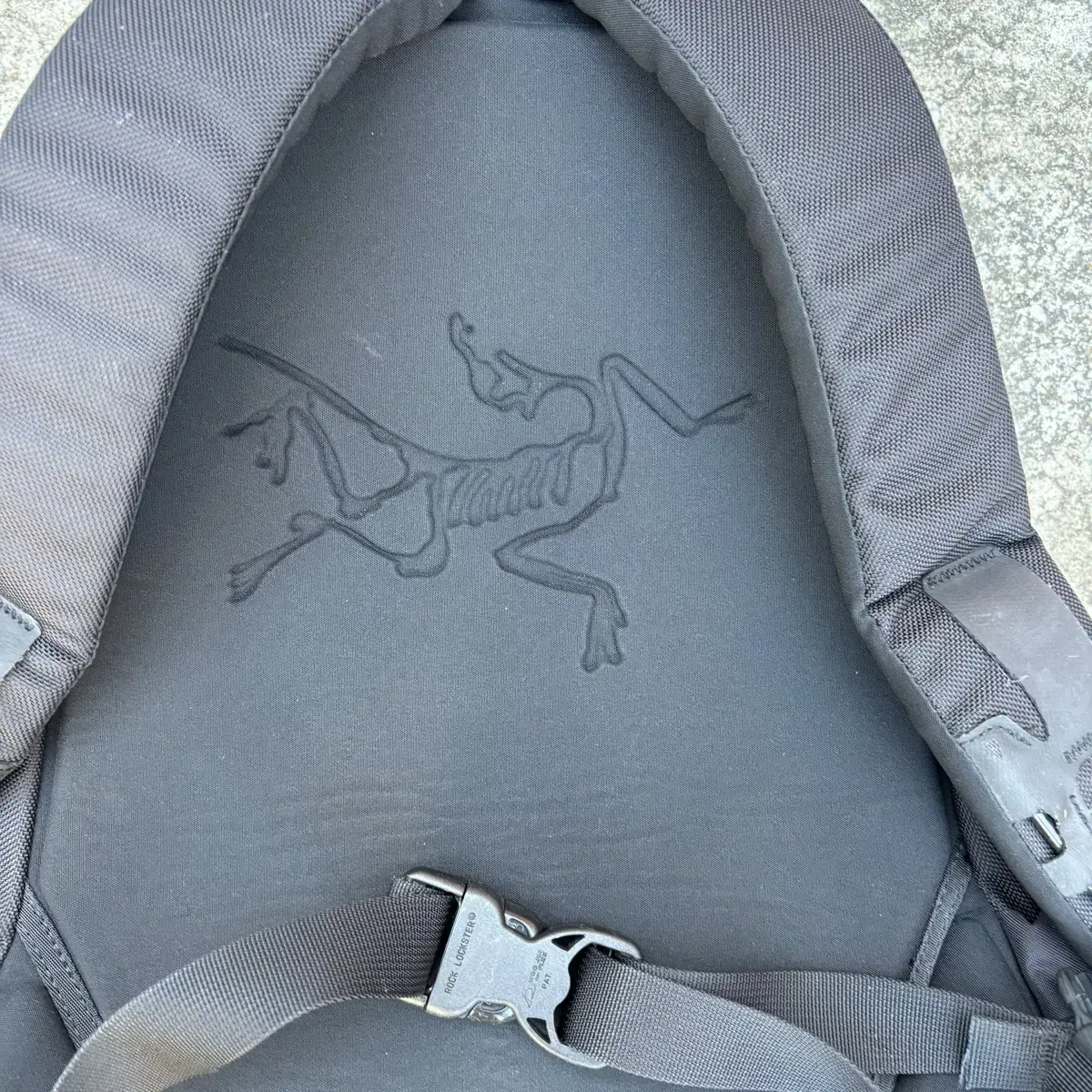 ARCTERYX 아크테릭스 아로 22L 블랙 백팩