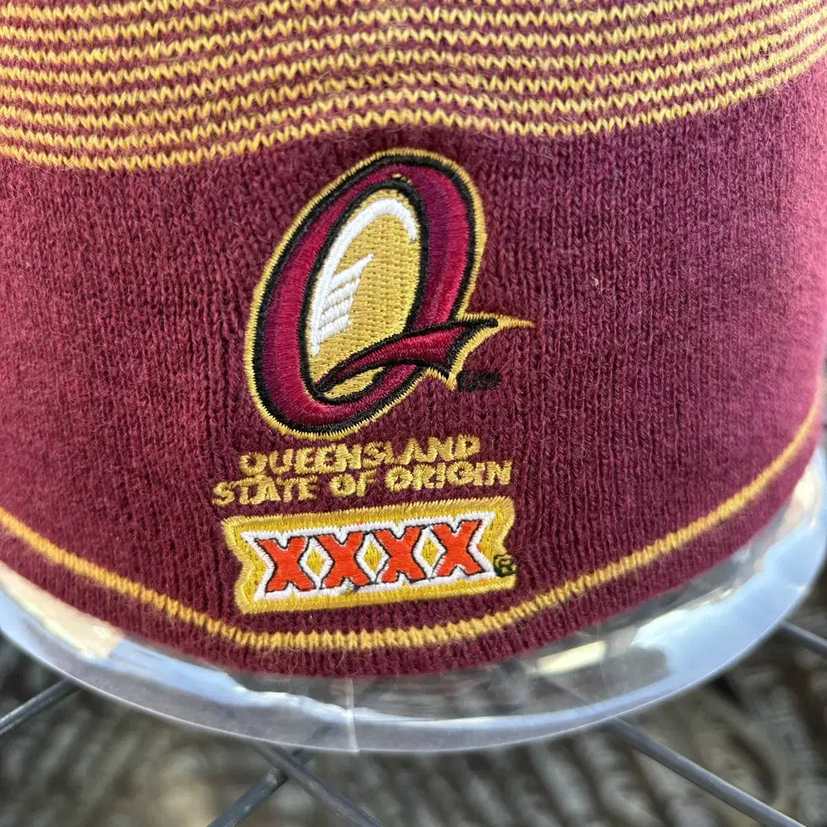 Queensland 퀸즐랜드 XXXX 버건디 비니