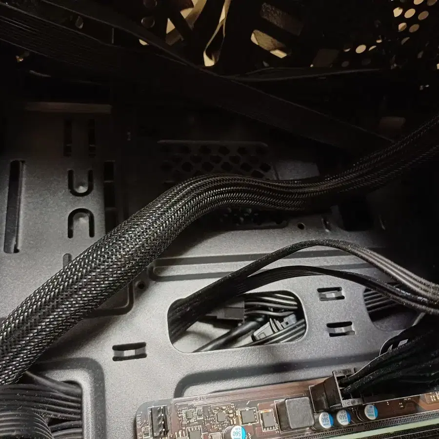 (가격제시해 주세요)컴퓨터 본체 세트 RTX 3070 TI