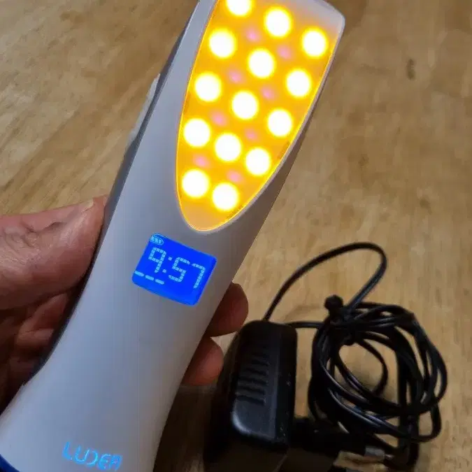 LED 피부관리기 6가지 모드 트리플케어