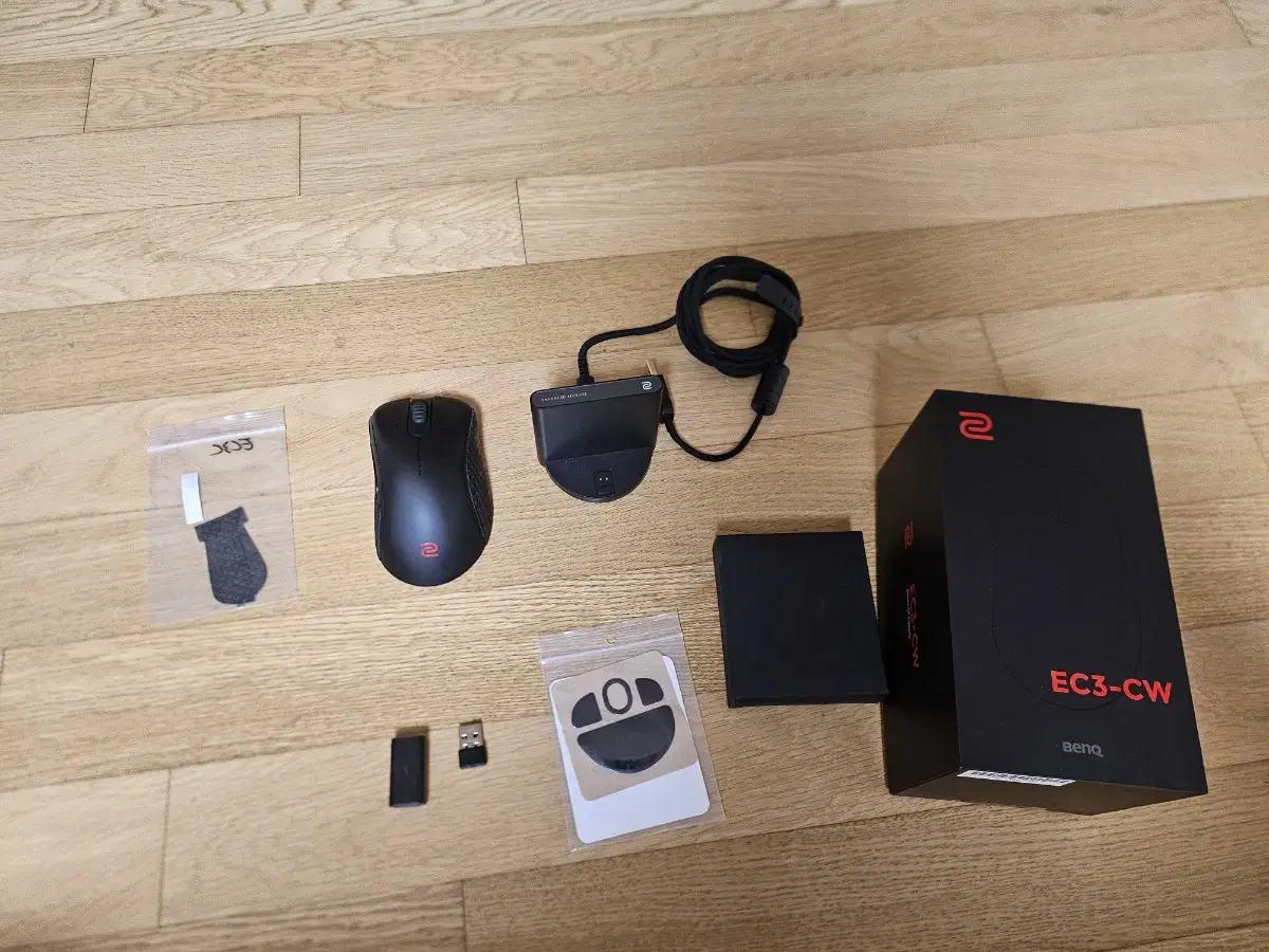 I'm selling an EC3-CW mouse