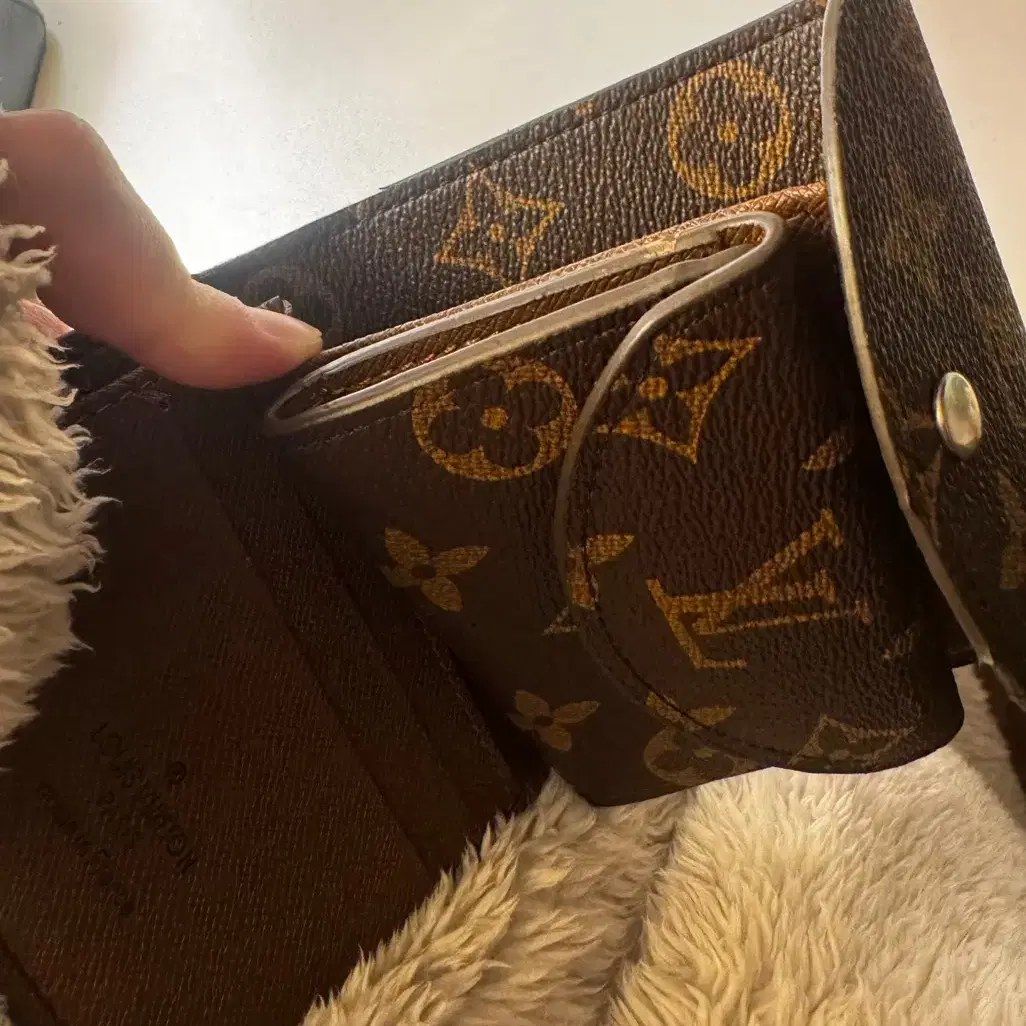 루이비통 Louis Vuitton Ellen Wallet