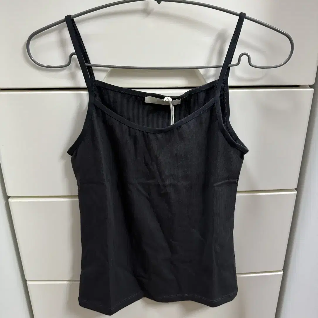 아모멘토 Ribbed sleeveless top charcoal 0siz