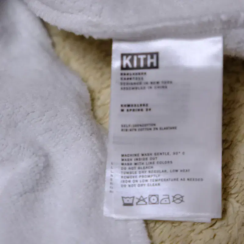 KITH 기모 자수 맨투맨