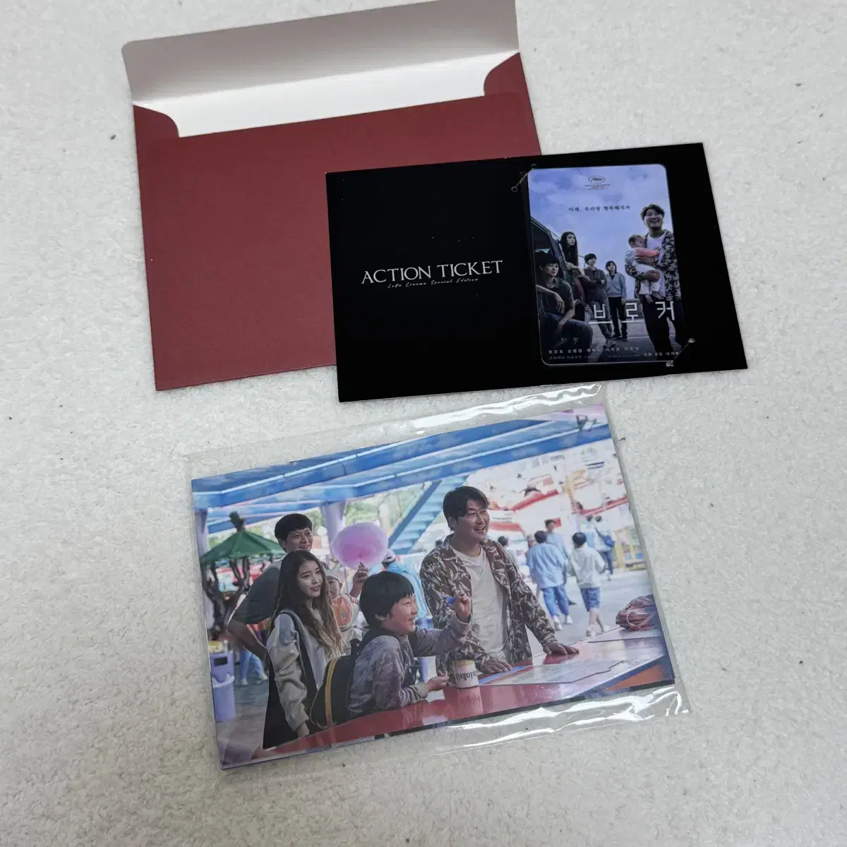 [New Product] iu, Bae Doona, Kang Dong-won, Movie Broker, Action Ticket Postcard Set