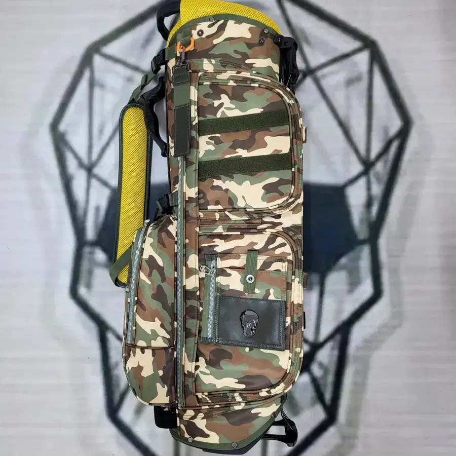 AMCR   A-FORCE CAMO STAND A1025750850