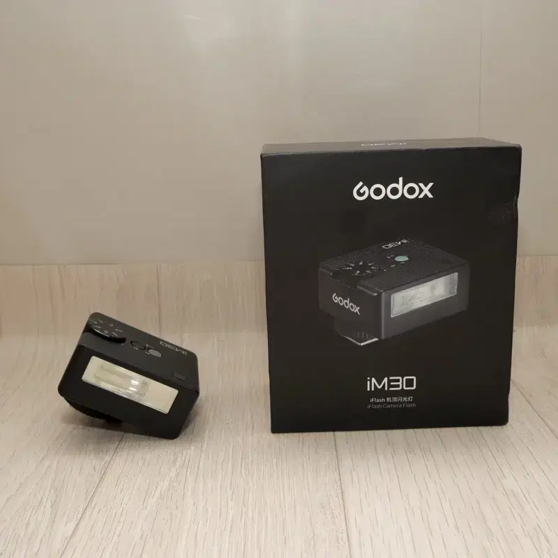 고독스 godox mi30 플래시 스피드 라이트 판매합니다