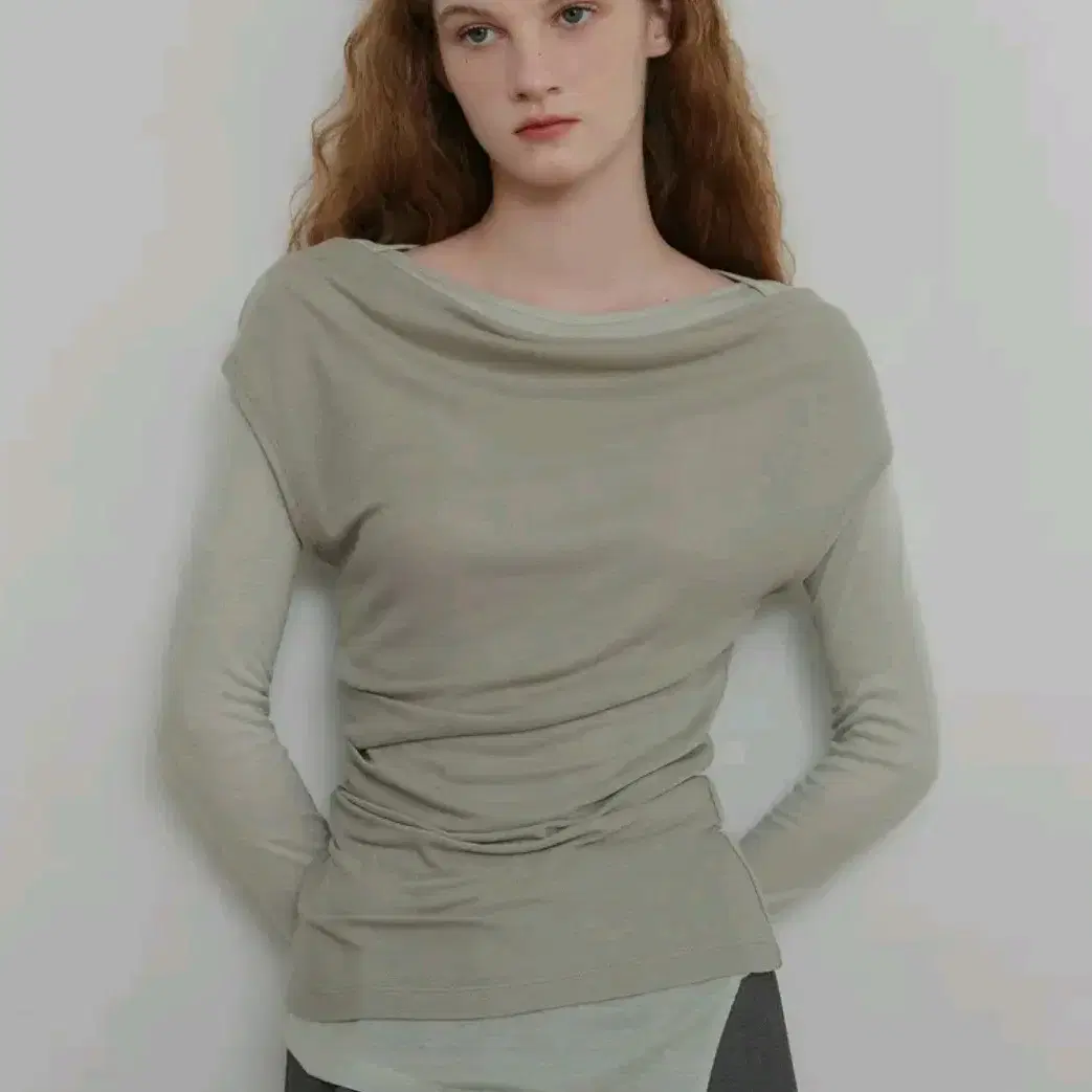 포에브 레이어드 탑 세트 민트 Asymmetric Layered Top