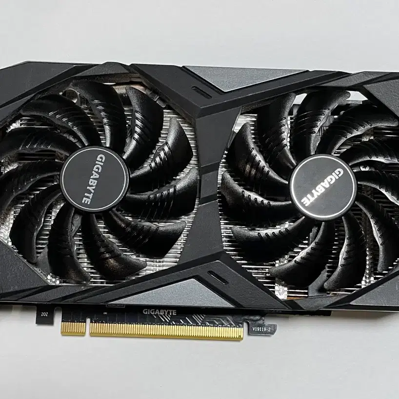 Gtx1660ti 및 i5-12400f 및 CL16 DDR4-32gb