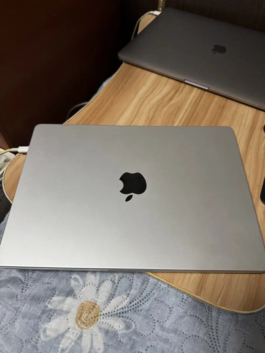 mac book pro m2 14inch cto