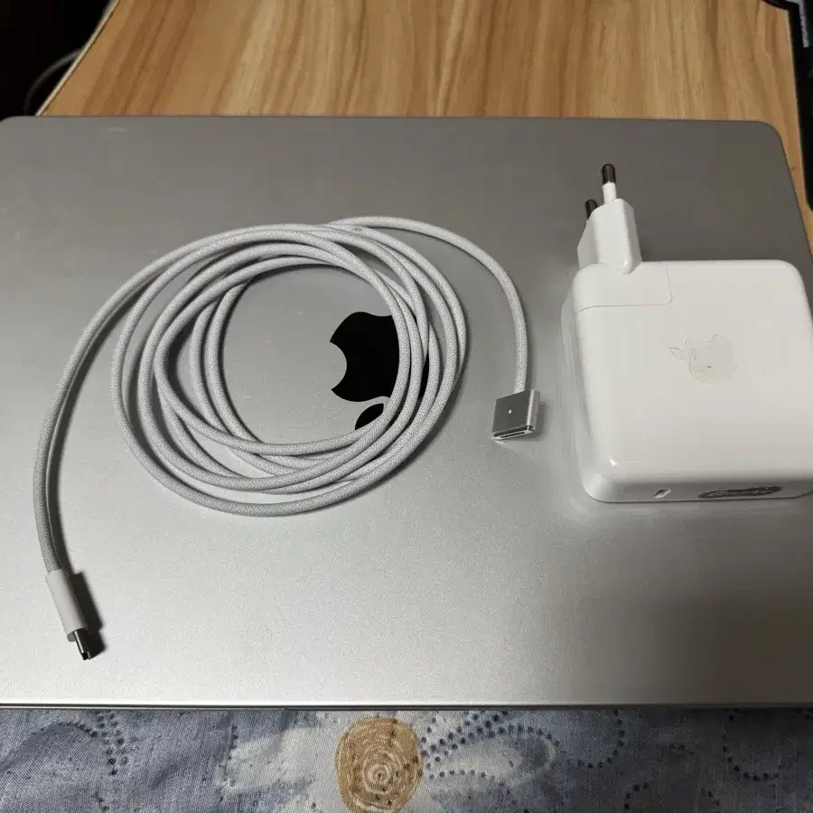 mac book pro m2 14inch cto