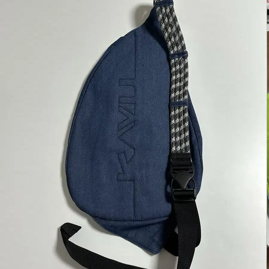 kavu 카부 데님 슬링백