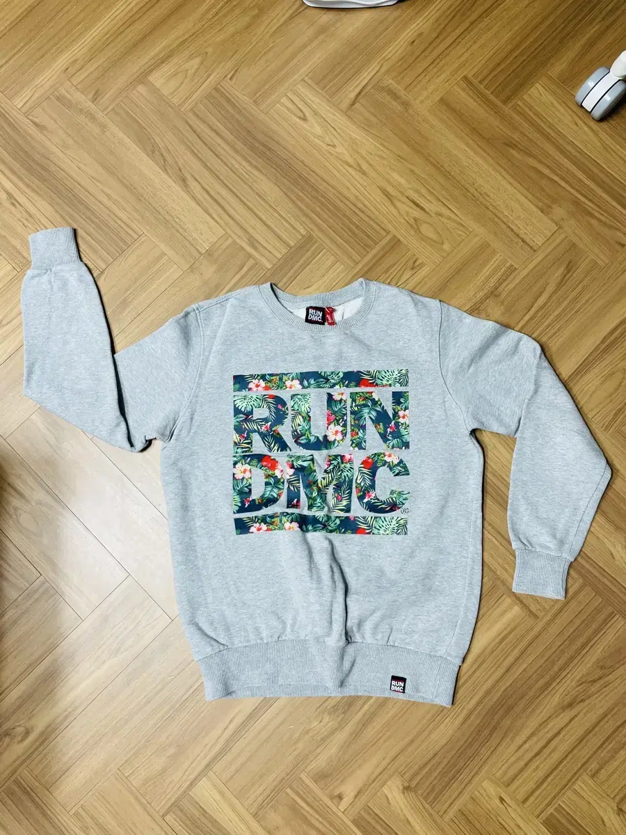 RUN DMC 스웻셔츠