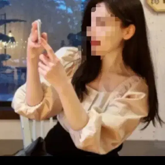 새상품)시에sie 리안 스퀘어 넥 블라우스 누디베이지S