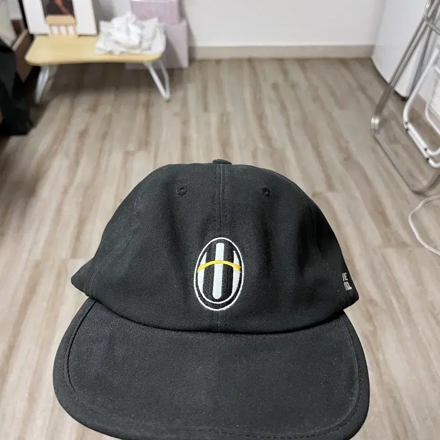 유세지 FUTBOL CAP BLACK