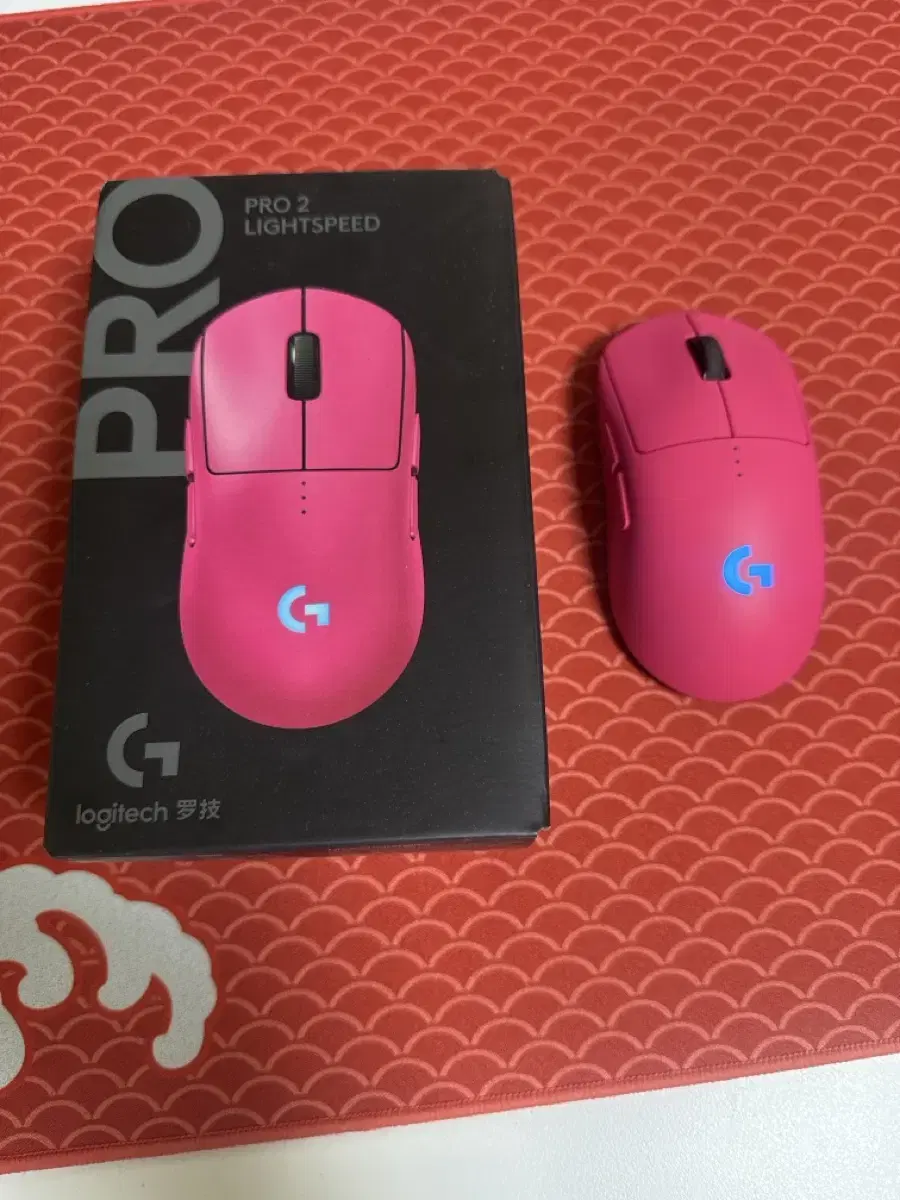 로지텍 G PRO 2 X LIGHTSPEED 마젠타