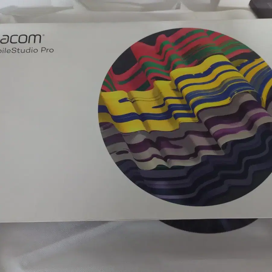 Wacom 모바일스튜디오 13인치 1세대 i5 8G 128GB 풀박스