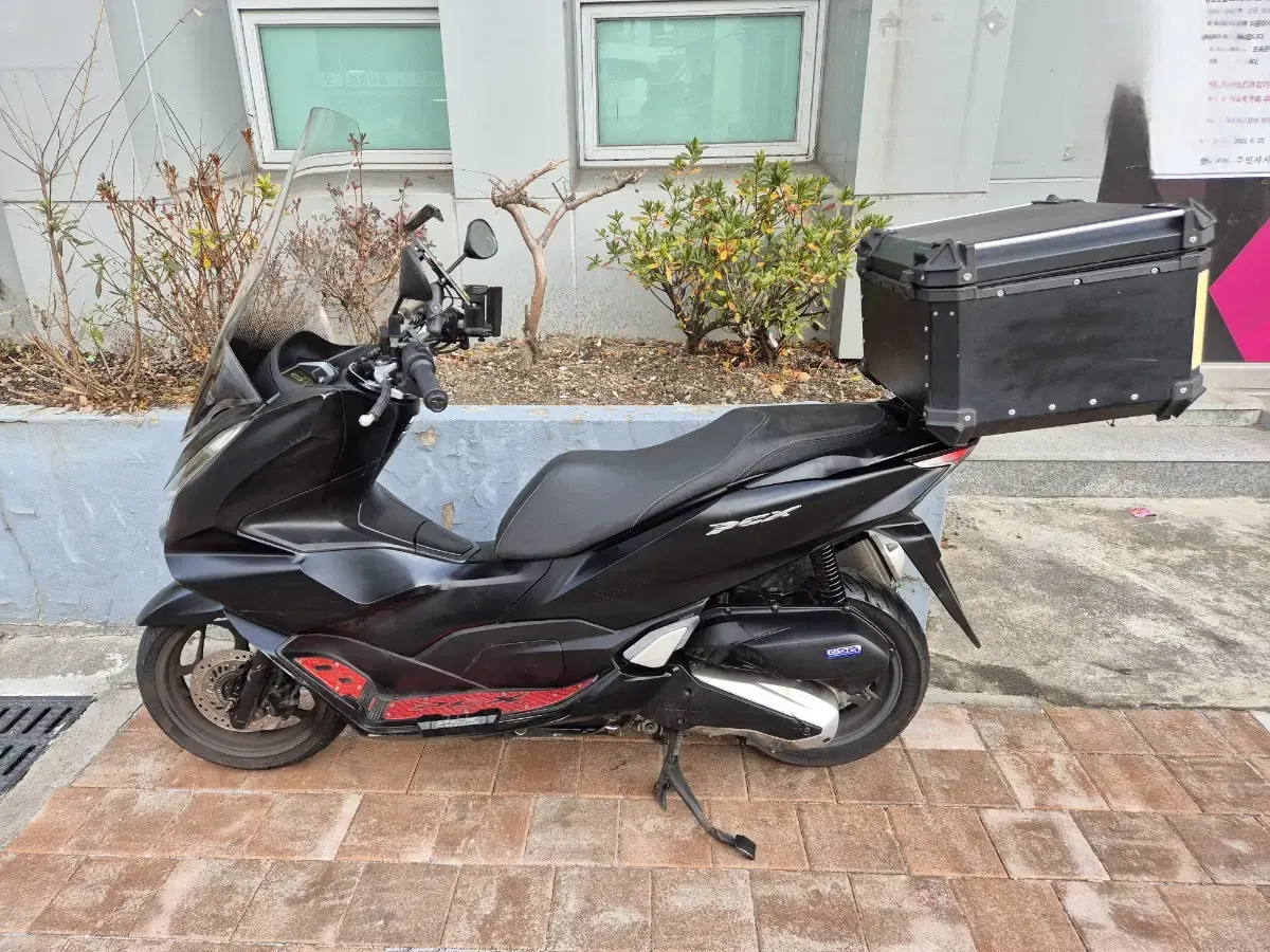 PCX21년식