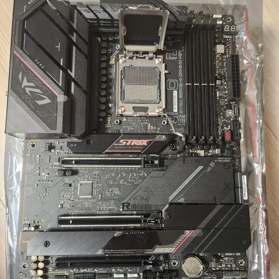 ASUS ROG STRIX B650E-E WIFI 판매