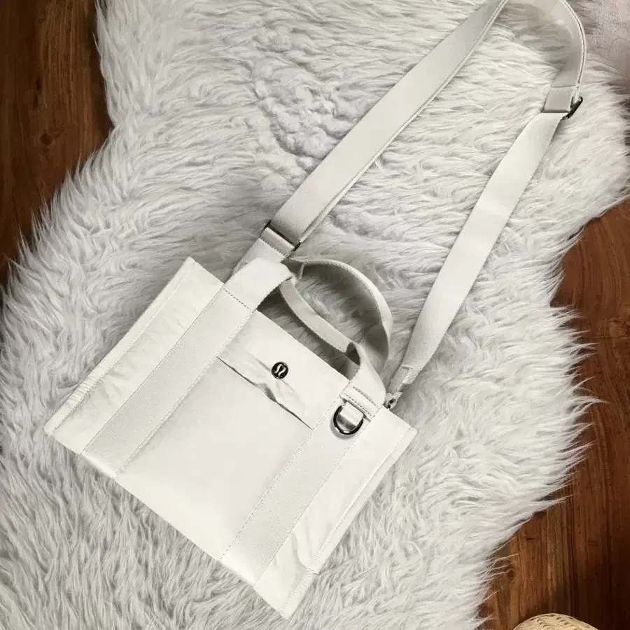 (중고)룰루레몬 미니 토트백 Boxy Mini Tote Bag