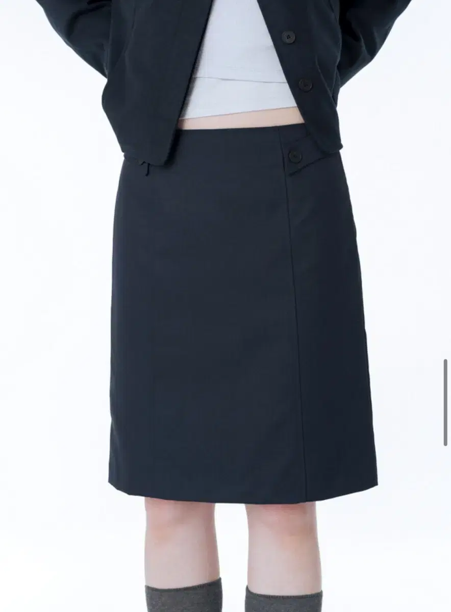 미세키서울 치마 Button midi skirt (NAVY)