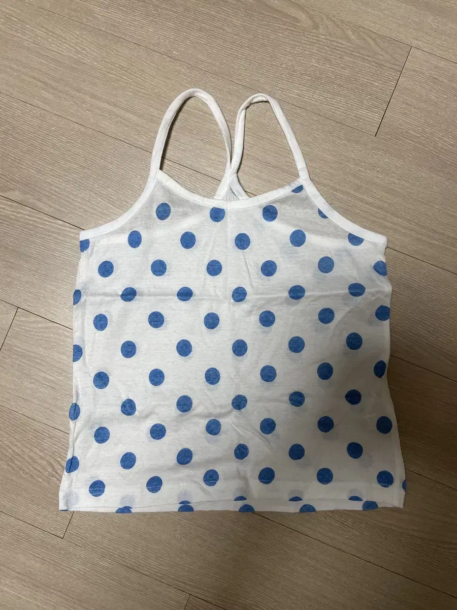 yooa, Sleeveless, Size 65