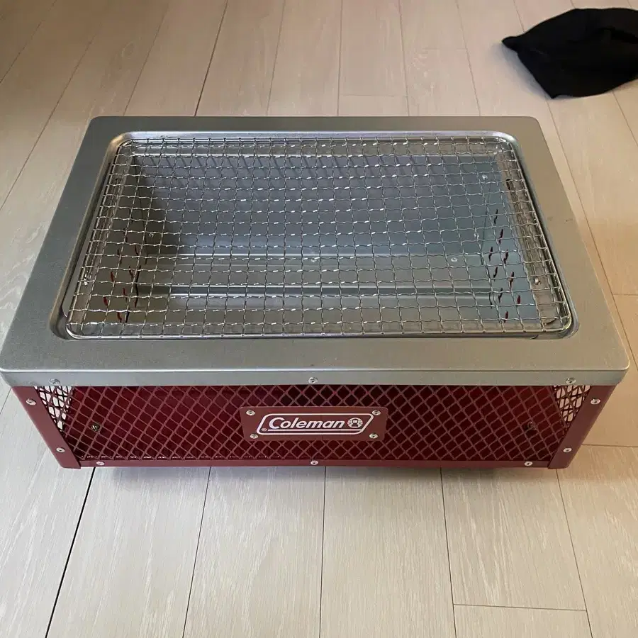 Supreme x Coleman Charcoal Grill Red - 2