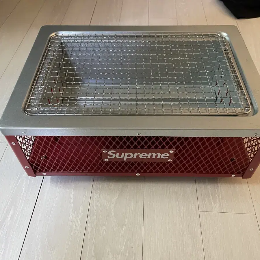 Supreme x Coleman Charcoal Grill Red - 2