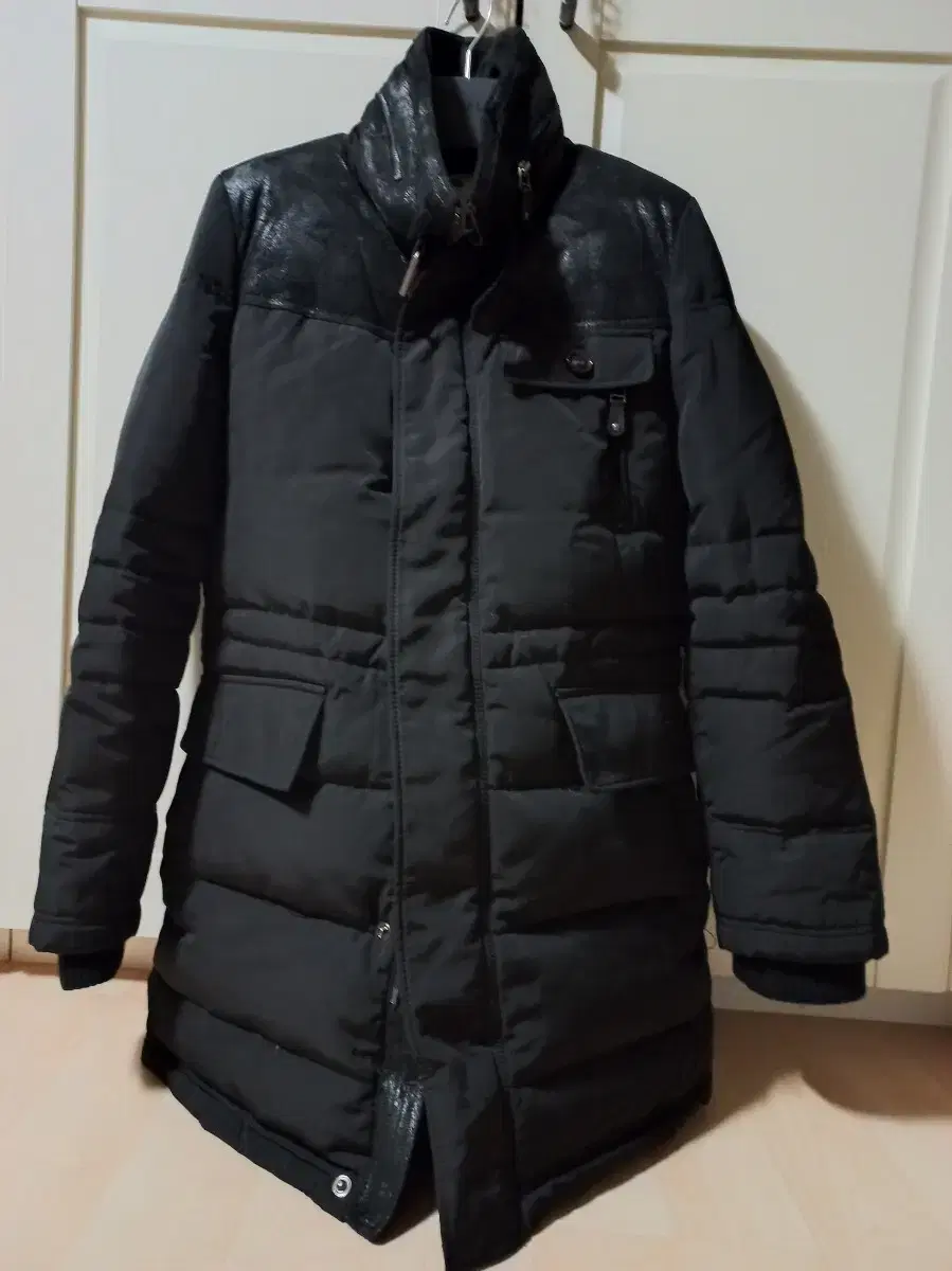 [New] LUOMO Winter Black Outer Jacket (95) Best for keeping you warm!