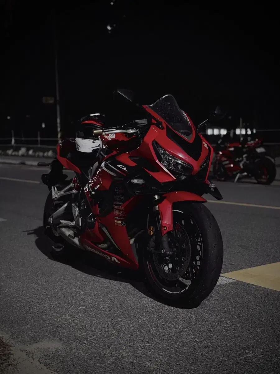 Cbr650r 2022년식 21500km 가격흥정가능