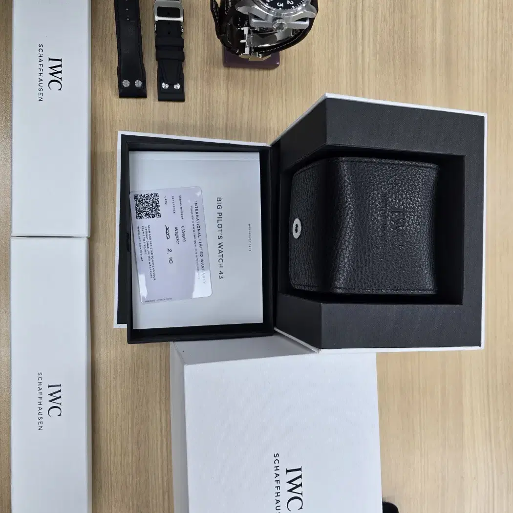 IWC 빅파일럿 43MM 검판