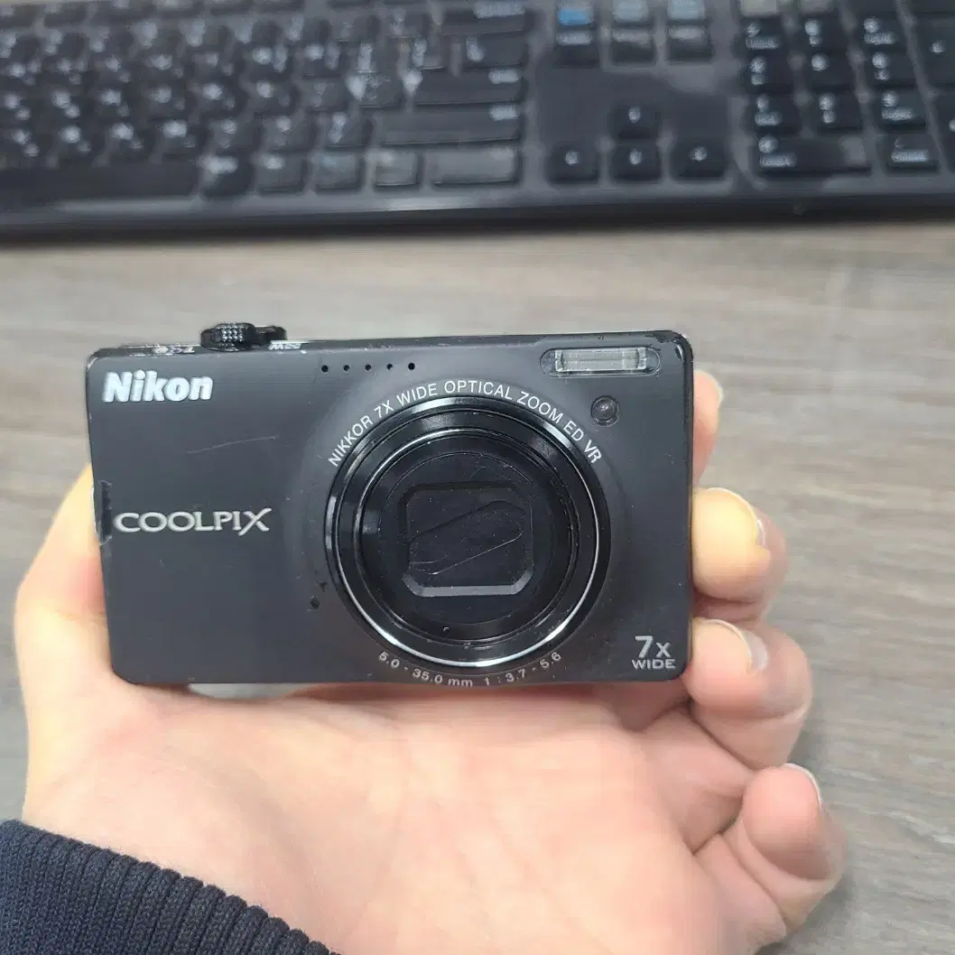 니콘 쿨픽스 coolpix s6000 디카 판매합니다.