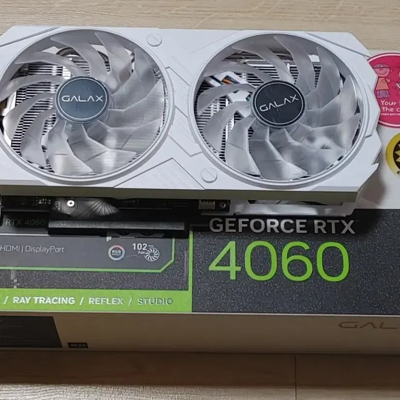 GALAX 지포스 RTX 4060 EX White OC 8GB 판매합니다