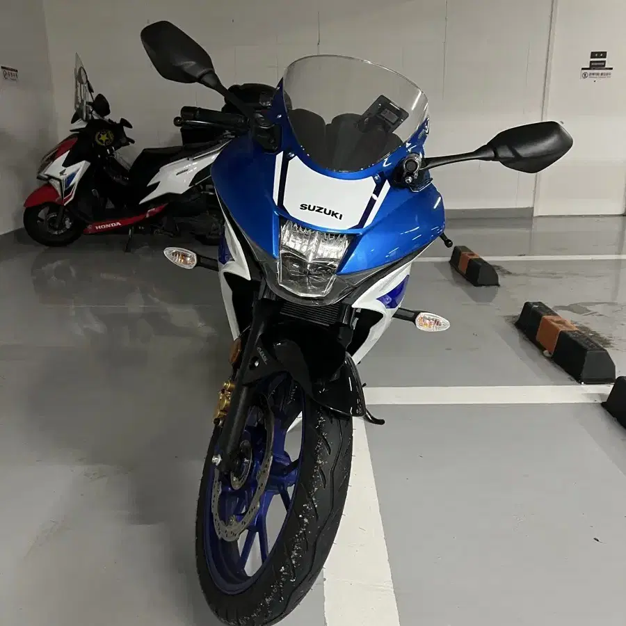 스즈키 GSX-R125 24년식 (신차급) 22@@km 판매합니다!