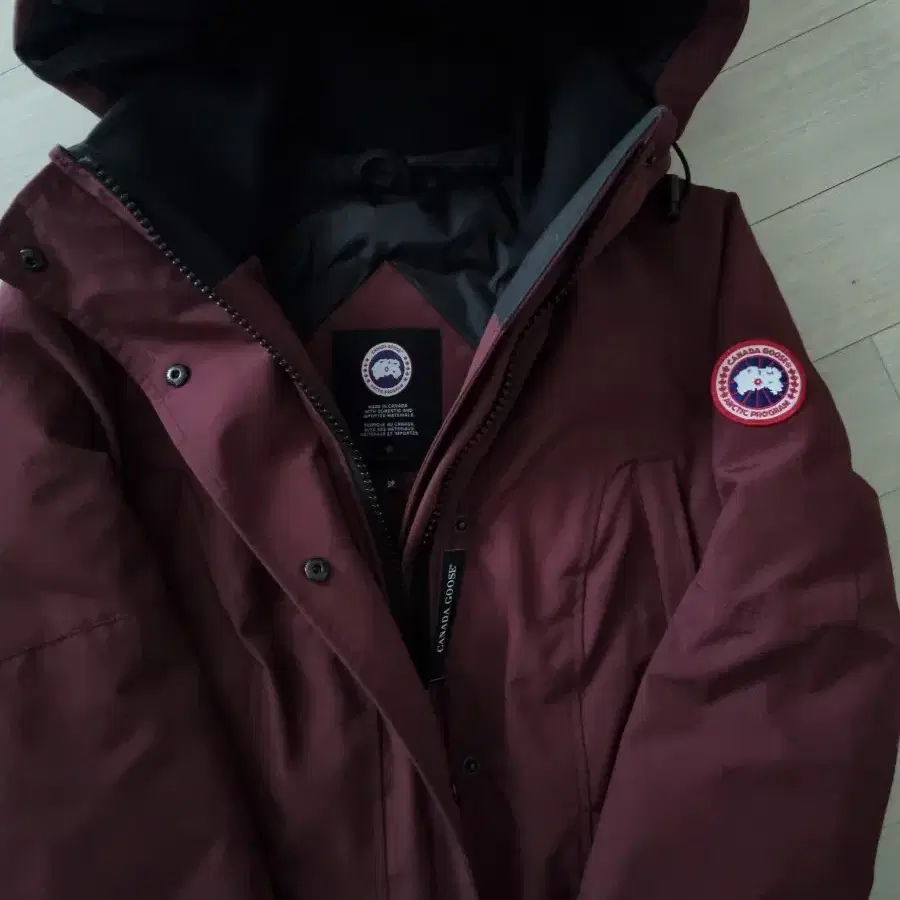 (정품) 캐나다구스 CANADA GOOSE 매장판 다운패딩 S 여성 사이