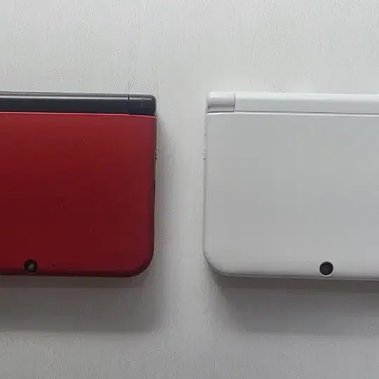 닌텐도 3ds xl 2대 일괄로 판매합니다