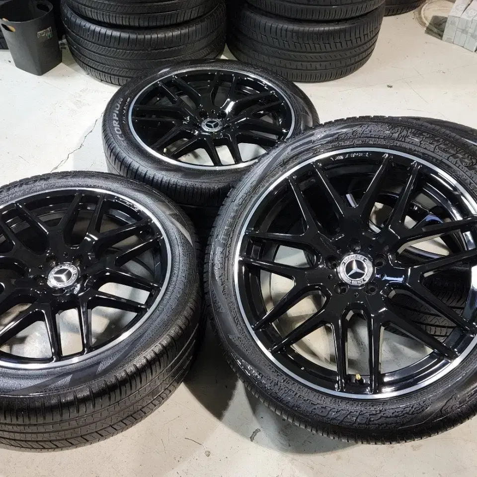 벤츠GLE 63AMG 21인치 벤츠순정품휠타이어 한대분 판매