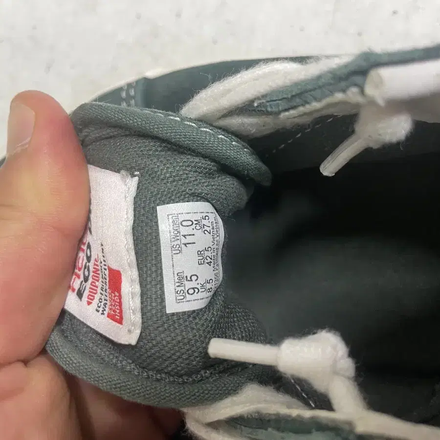 VANS 올드스쿨 9.5 US 남성 운동화