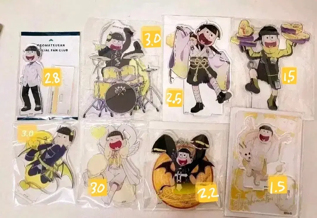 Osomatsu-san Jushimatsu acrylic stand sell WTS Badge Kara-Choro Ichito