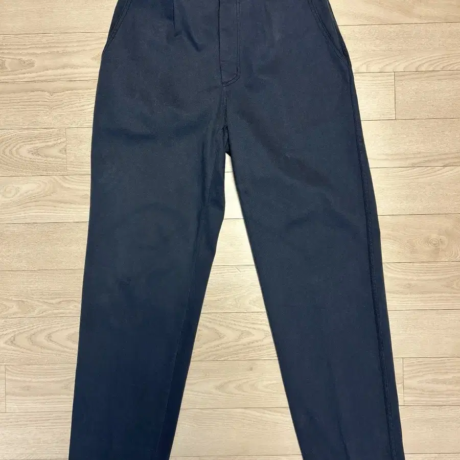 더레스큐 STANDARD EASY SLACKS WASHED NAVY