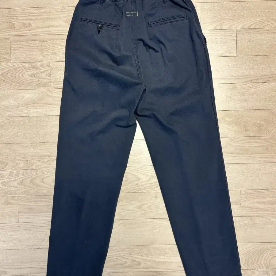 더레스큐 STANDARD EASY SLACKS WASHED NAVY