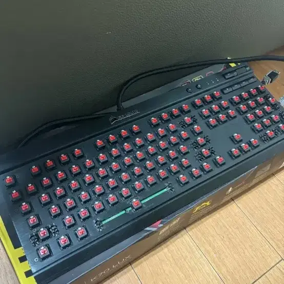 커세어 k70 Lux