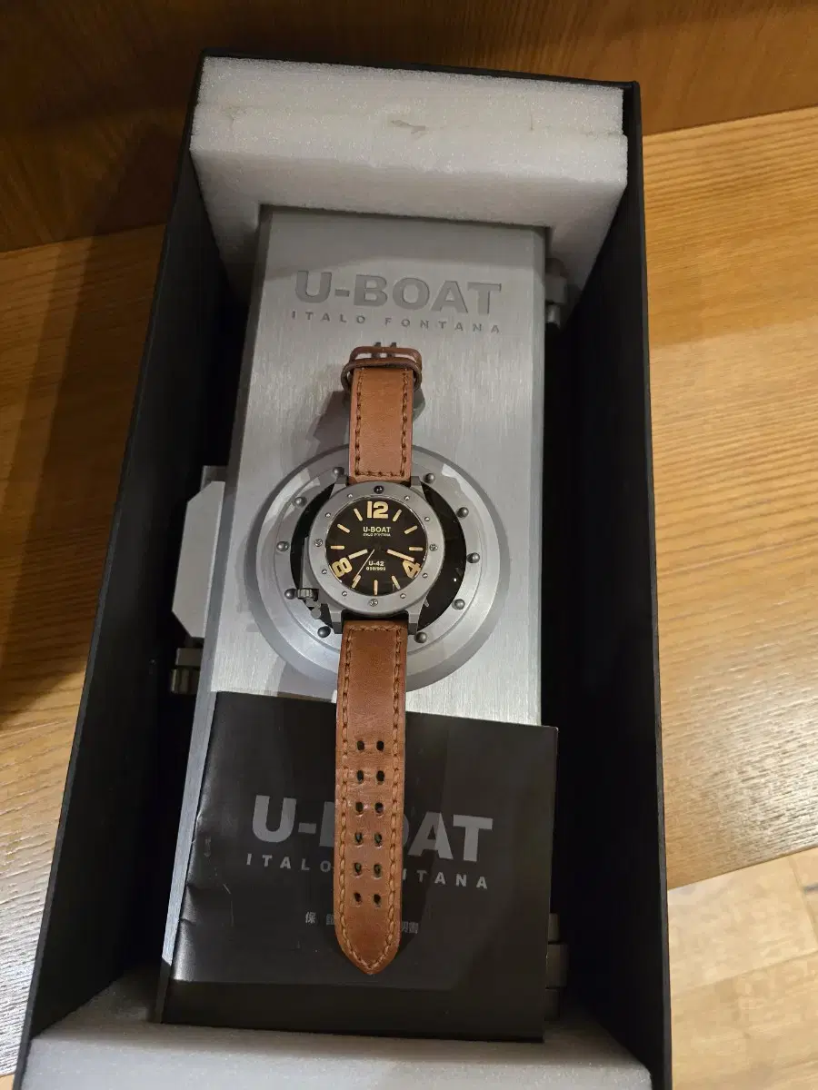 유보트 시계. U-42 Limited edition.