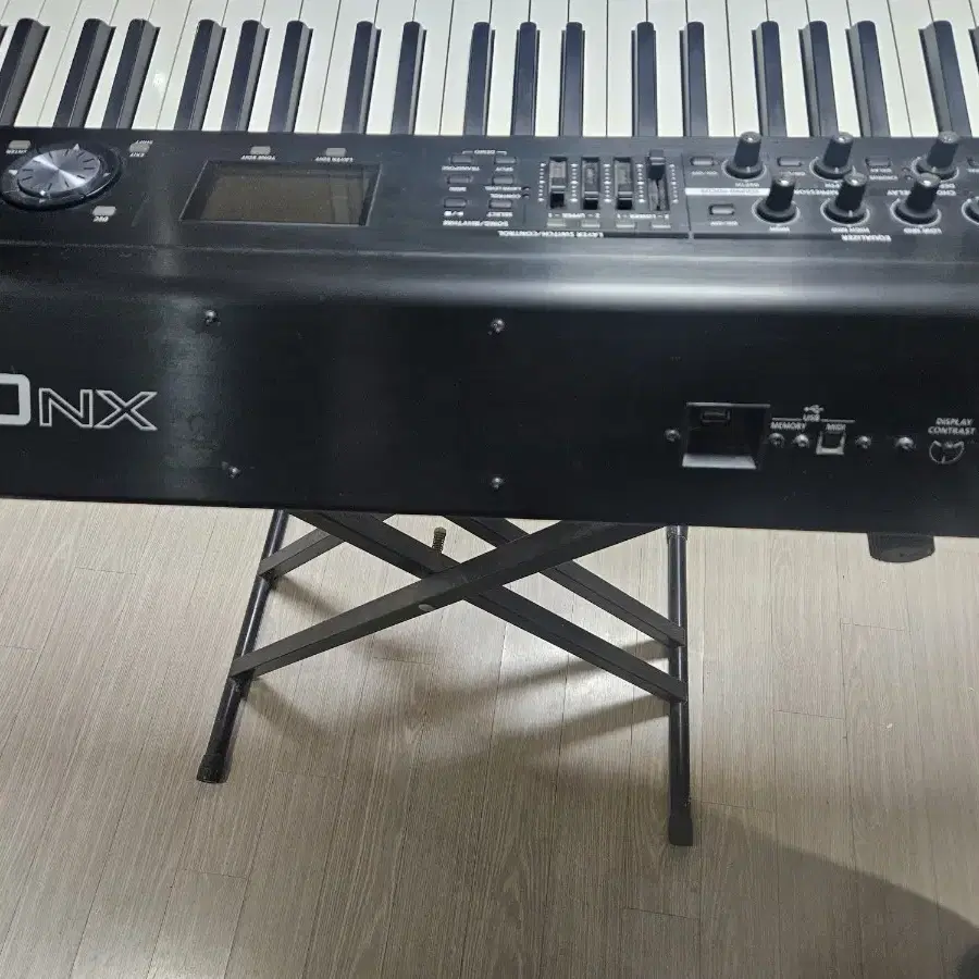 롤랜드 RD-700NX  Roland