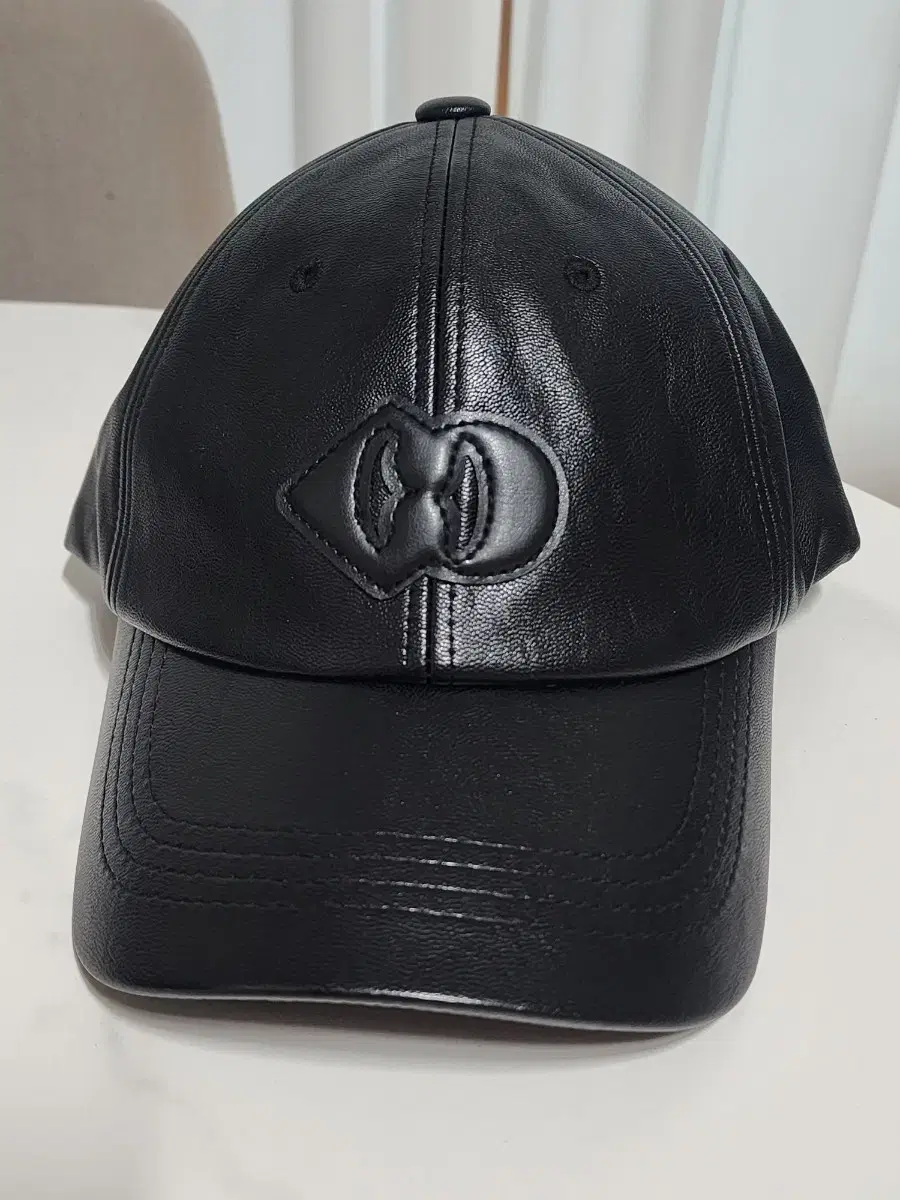 Lucky Chouette Leather Ball Cap