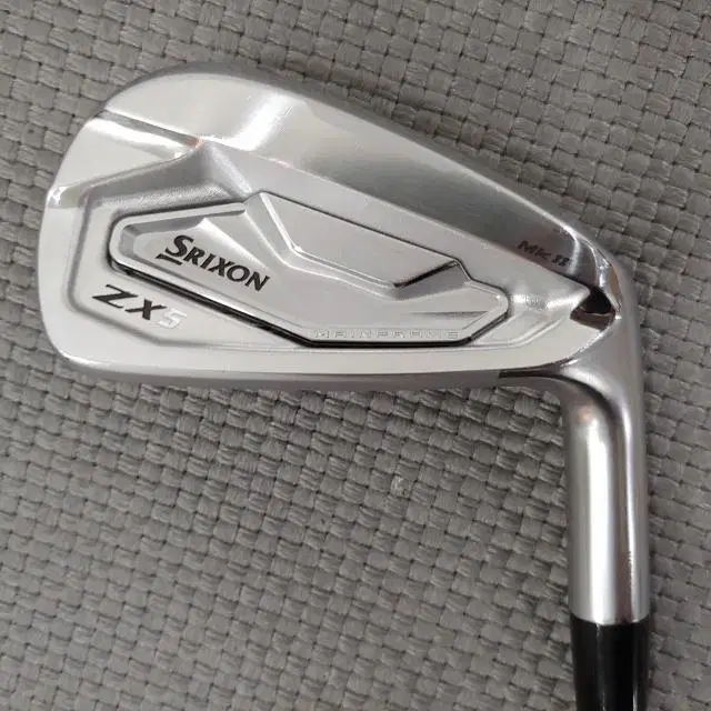 상태 스릭슨 SRIXON ZX5 7번 아이언디아마나 60 S