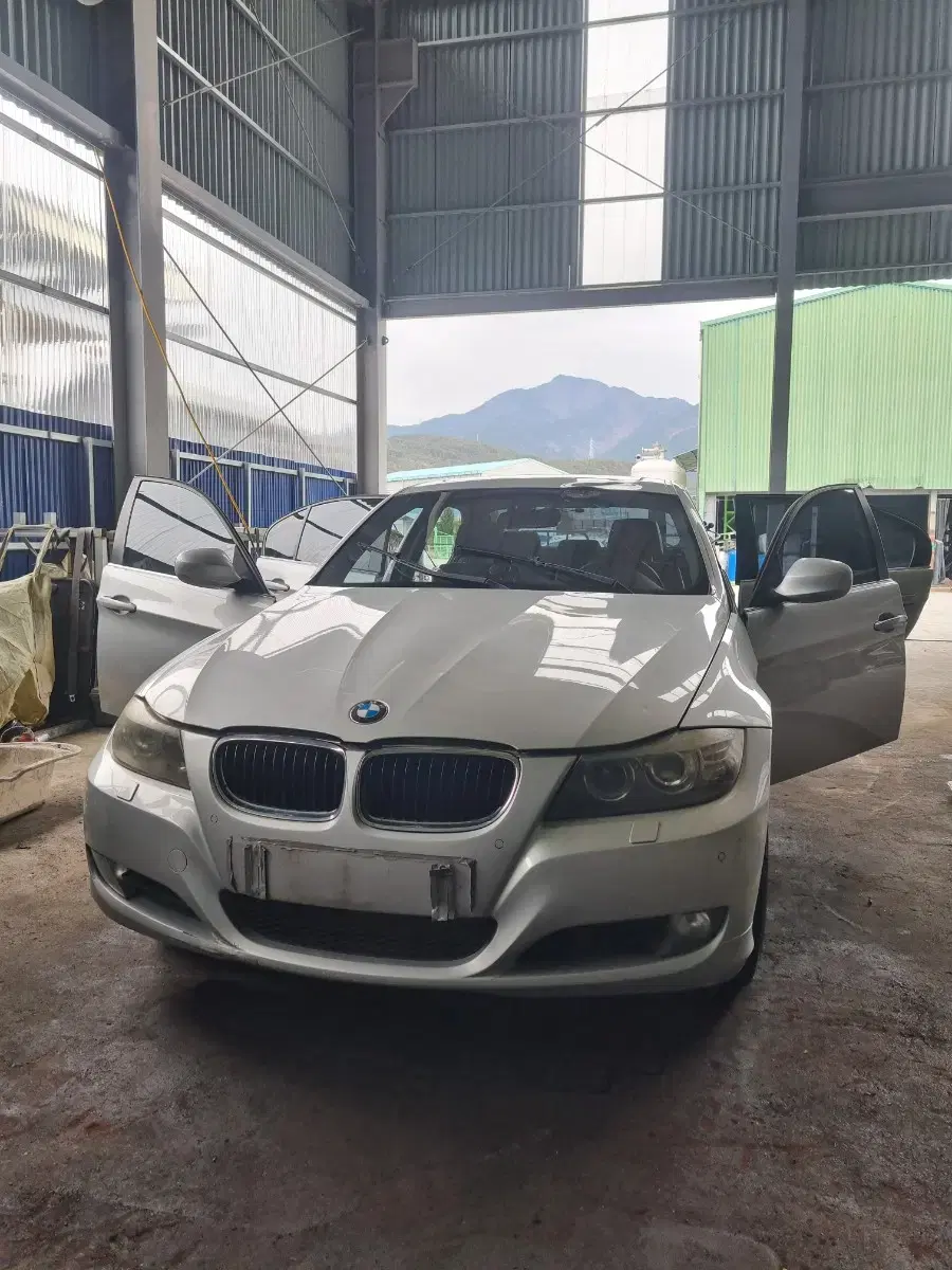 2008년식 BMW320D 각개합니다